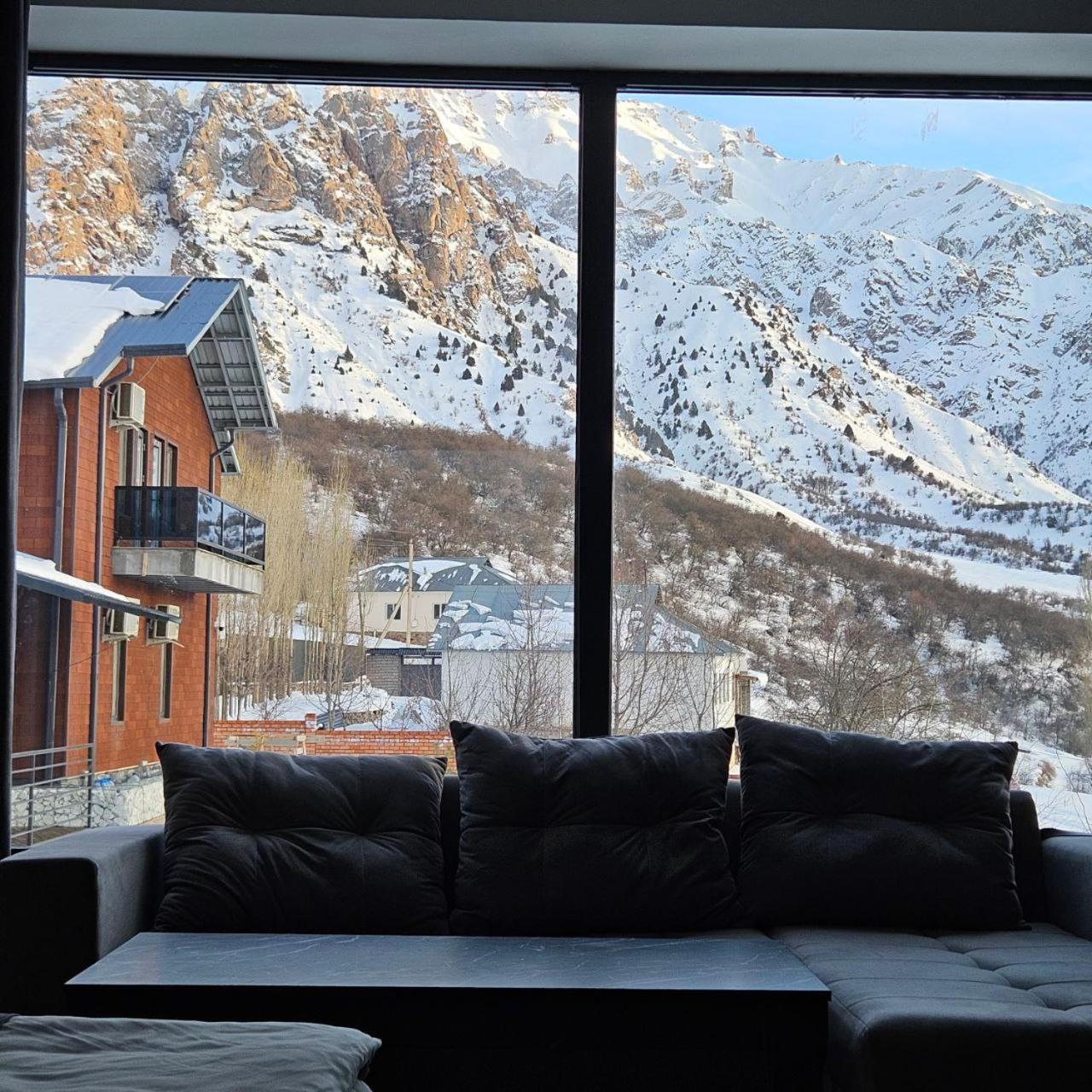 Hostal Panorama Lux Chimgan Exterior foto